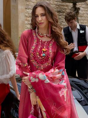 Women Floral Embroidered Kurta with Trousers & Dupatta 6