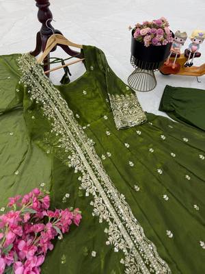 Green fendy silk embroidered stitched kurta set 3