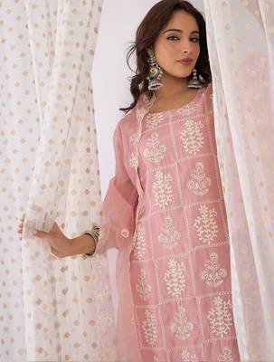 Ethnic Motifs Embroidered Regular Thread Work Kurta With Trouser And Dupatta 1