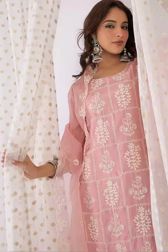 Ethnic Motifs Embroidered Regular Thread Work Kurta With Trouser And Dupatta