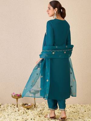 Ethnic Motifs Embroidered Zari Empire A-Line Kurta With Trouser And Dupatta 5