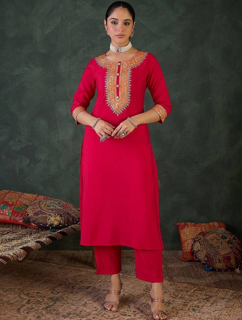 Ethnic Motifs Embroidered Straight Thread Work Kurta With Trouser & Dupatta