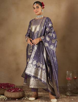 Women Ethnic Motifs Woven Design Kurta with Trousers & With Dupatta 5