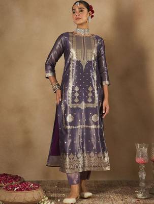 Women Ethnic Motifs Woven Design Kurta with Trousers & With Dupatta 6