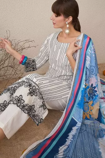 Women Geometric Printed Kurta with Trousers & Dupatta