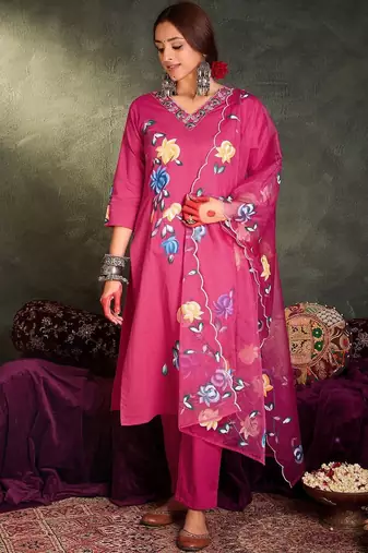 Women Floral Printed Cotton A-Line Kurta with Trousers & Dupatta