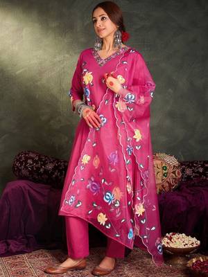 Women Floral Printed Cotton A-Line Kurta with Trousers & Dupatta 4