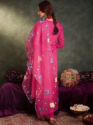 Women Floral Printed Cotton A-Line Kurta with Trousers & Dupatta 5