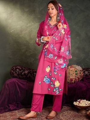 Women Floral Printed Cotton A-Line Kurta with Trousers & Dupatta 6