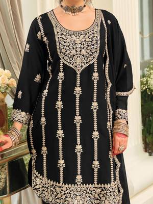 Women Ethnic Motifs Embroidered Kurta with Palazzo & Dupatta 2
