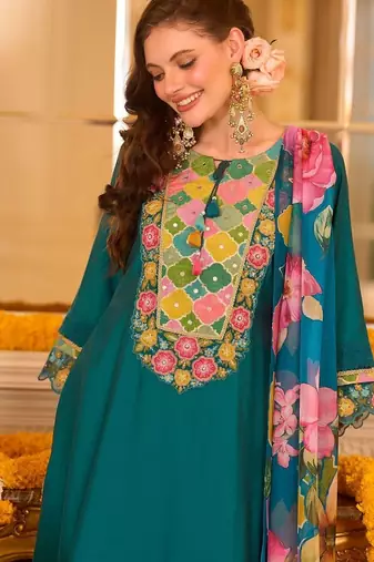 Women Floral Embroidered Kurta with Trousers & Dupatta