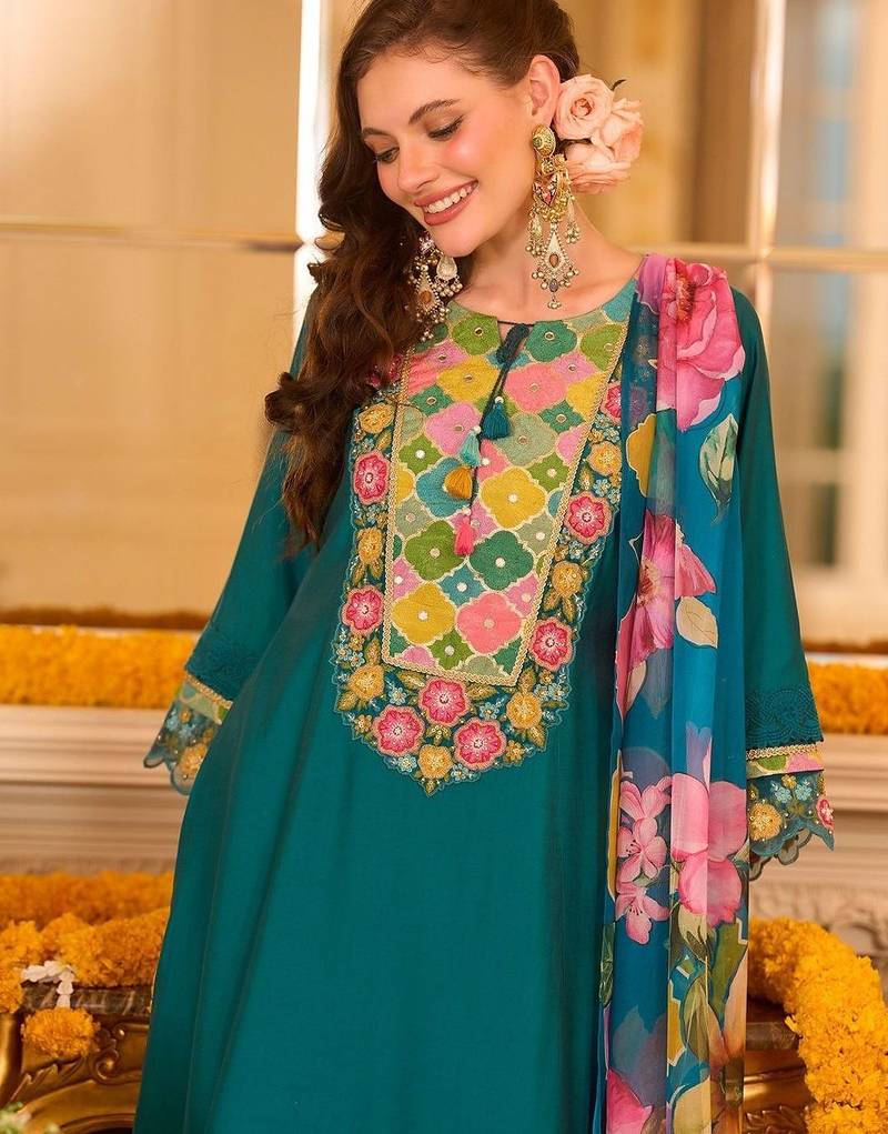 Women Floral Embroidered Kurta with Trousers & Dupatta