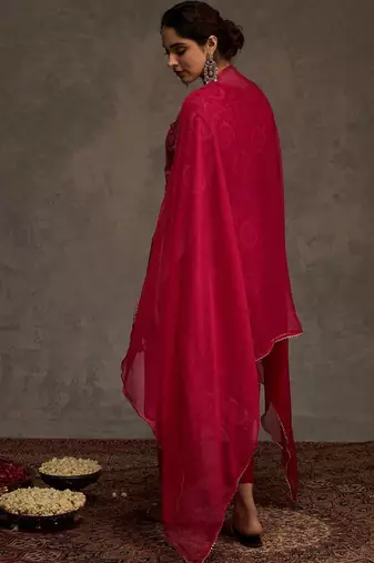 Women Ethnic Motifs Embroidered Kurta with Trousers & Dupatta