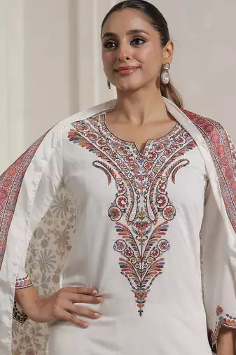 Women Ethnic Motifs Embroidered Regular Kurta with Palazzos & Dupatta