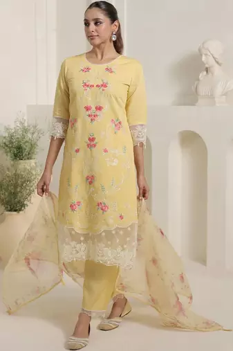 Floral Embroidered Thread Work Straight Kurta & Trousers With Dupatta