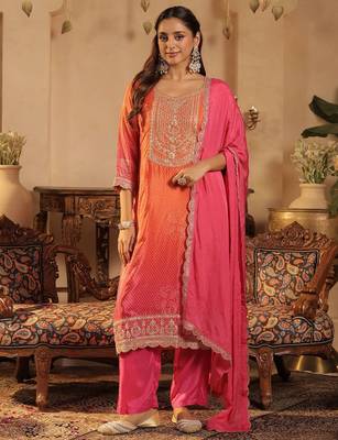 Bandhani Printed Straight Sequinned Kurta With Trousers & Dupatta 2