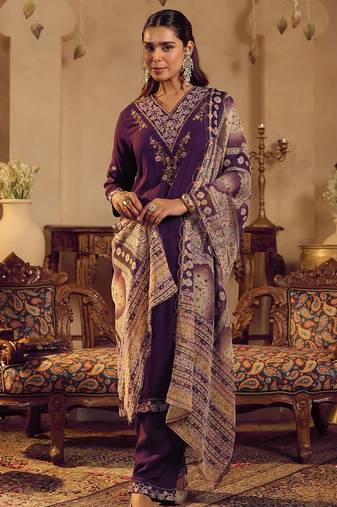 Women Ethnic Motifs Printed Kurta with Trouser & Dupatta