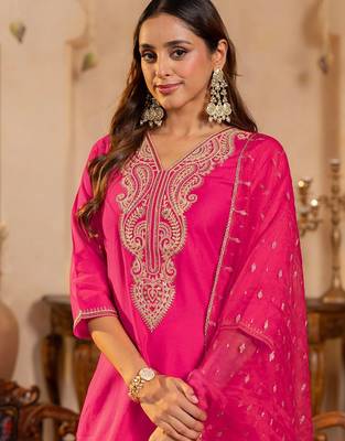 Women Ethnic Motifs Embroidered Regular Sequinned Kurta with Trousers & Dupatta 2