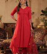 Women Floral Embroidered Regular Kurta With Trousers & With Dupatta
