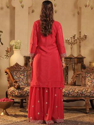 Ethnic Motifs Embroidered Straight Chinon Kurta & Palazzos With Dupatta 4