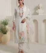 Women Floral Embroidered Kurta with Trousers & Dupatta