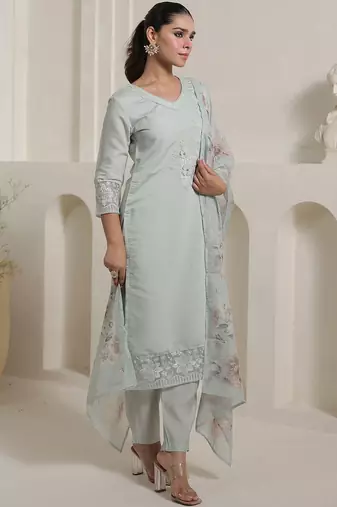 Women Floral Embroidered Beads and Stones Kurta with Trousers & Dupatta
