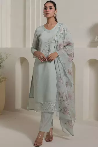 Women Floral Embroidered Beads and Stones Kurta with Trousers & Dupatta