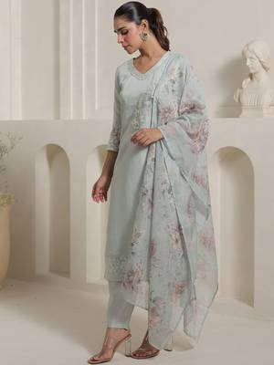 Women Floral Embroidered Beads and Stones Kurta with Trousers & Dupatta 5