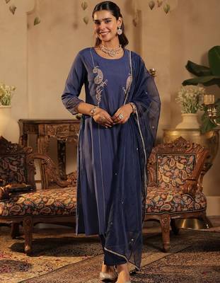 Women Paisley Embroidered Sequinned Kurta with Trousers & Dupatta 1
