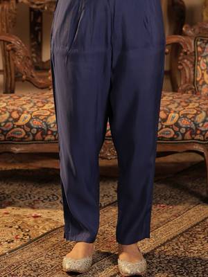 Women Paisley Embroidered Sequinned Kurta with Trousers & Dupatta 7