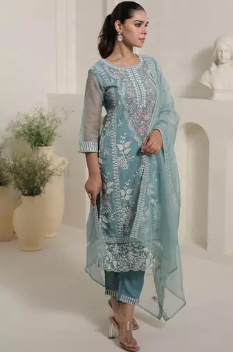 Women Floral Embroidered Kurta with Trousers & Dupatta
