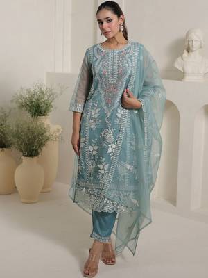 Women Floral Embroidered Kurta with Trousers & Dupatta 2