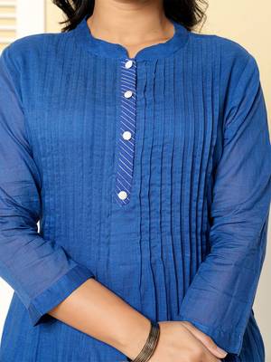 Women Printed Regular Pure Cotton Kurta with Trousers 3