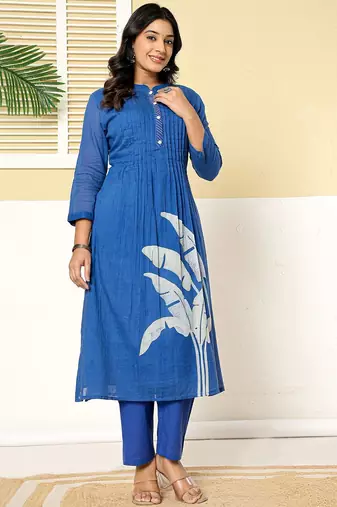 Women Printed Regular Pure Cotton Kurta with Trousers