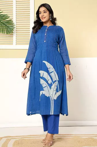 Women Printed Regular Pure Cotton Kurta with Trousers