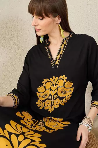 Women Ethnic Motifs Printed A-Line Kurta with Palazzos