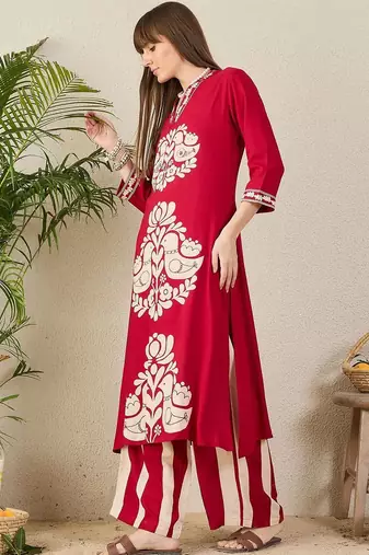 Geometric Printed V-Neck Straight Kurta & Palazzos