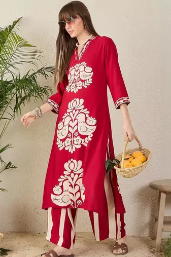 Geometric Printed V-Neck Straight Kurta & Palazzos