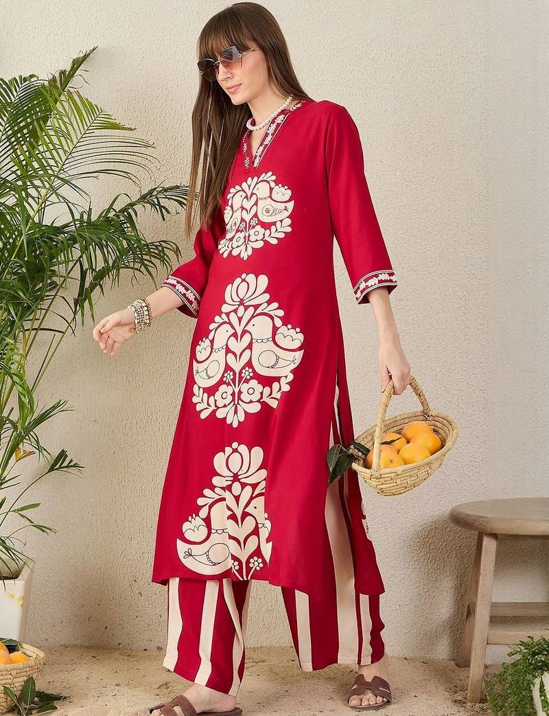 Geometric Printed V-Neck Straight Kurta & Palazzos