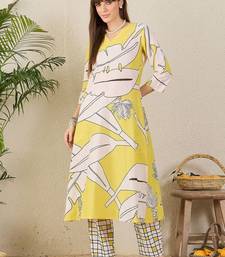 Women Ethnic Motifs Printed V Neck Pure Cotton Kurta with Trousers