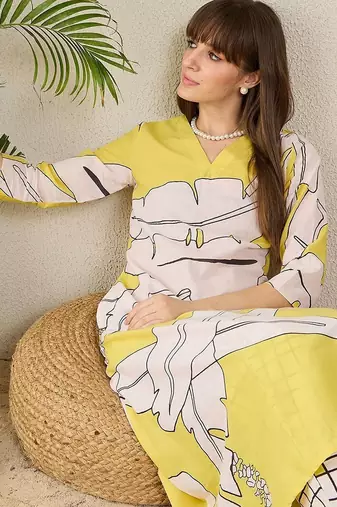 Women Ethnic Motifs Printed V Neck Pure Cotton Kurta with Trousers