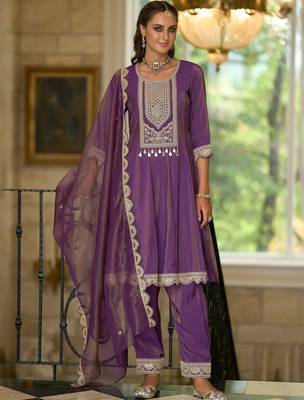 Ethnic Motifs Embroidered A-Line Sequinned Kurta With Trousers & Dupatta 4
