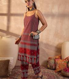 Women Ethnic Motifs Printed Pure Cotton Kurta with Trousers