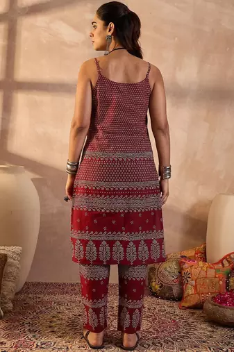 Women Ethnic Motifs Printed Pure Cotton Kurta with Trousers