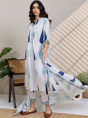 Women Ethnic Motifs Printed Regular Pure Cotton Kurta with Trousers & With Dupatta 5
