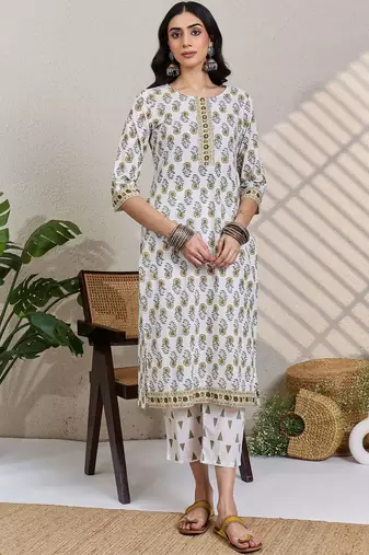 Women Floral Printed Cotton Kurta with Trousers & Dupatta