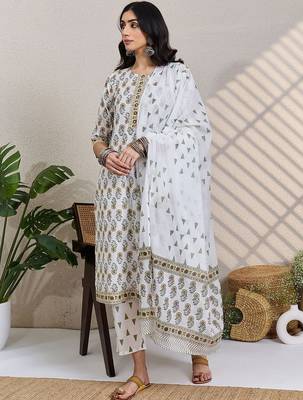Women Floral Printed Cotton Kurta with Trousers & Dupatta 3
