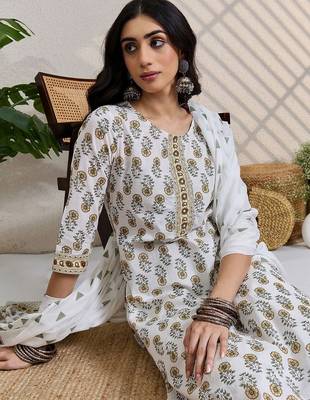 Women Floral Printed Cotton Kurta with Trousers & Dupatta 7