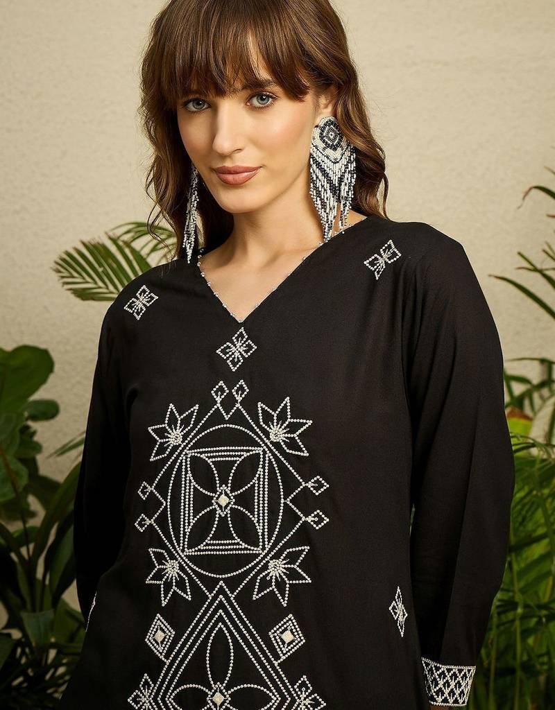 Women Embroidered Regular Black Thread Work Kurta with Trousers