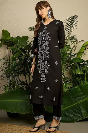 Women Embroidered Regular Black Thread Work Kurta with Trousers